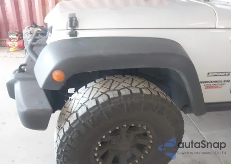 2011 Jeep Wrangler Unlimited Sport z USA, uszkodzony, nr VIN 1J4BA3H15BL581043